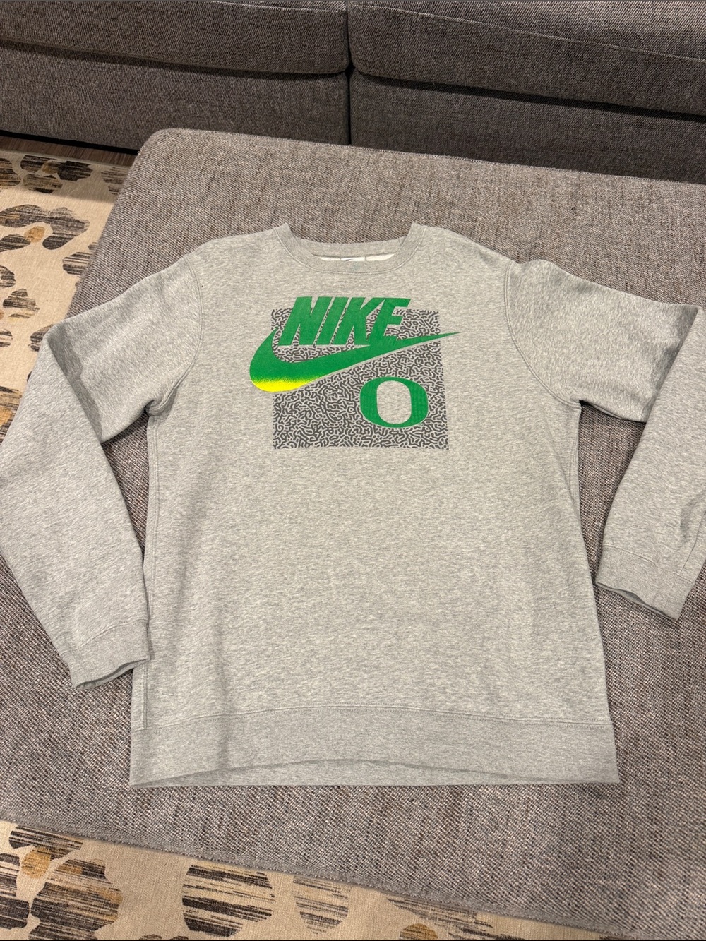 Nike Light Gray Crewneck Sweatshirt oregon ducks